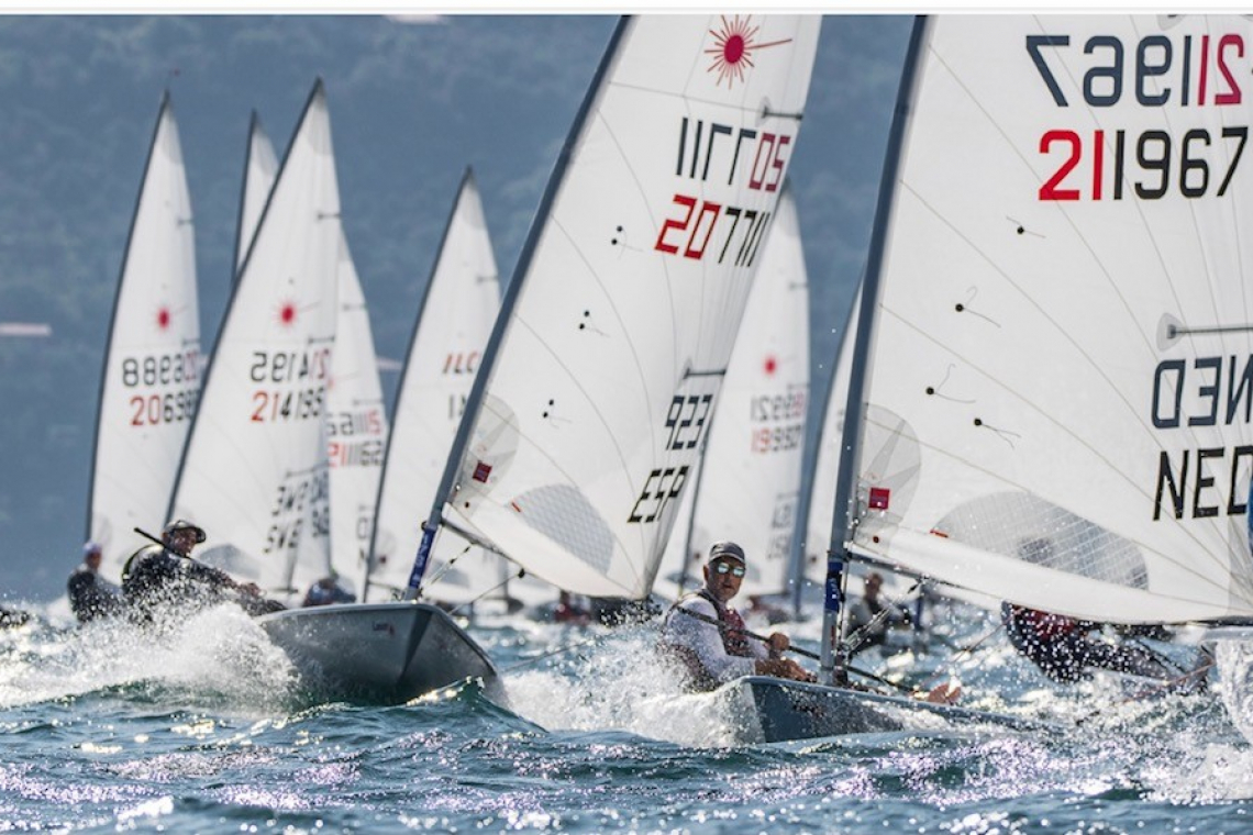 Team Island Water World sailors place third